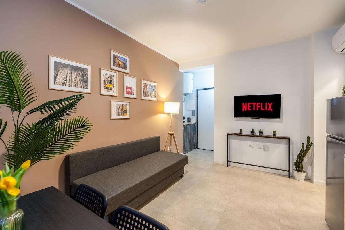 Authentic Private Flat 2 Min From Navigli Lägenhet Milano Exteriör bild